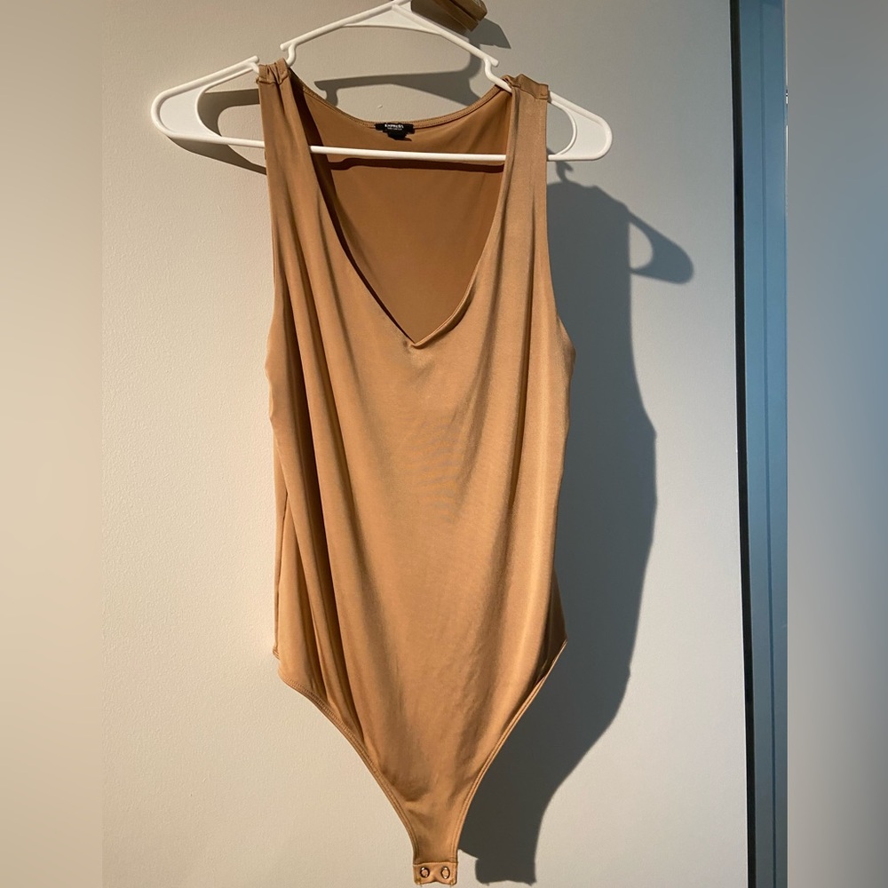 Express body contour silk v-neck bodysuit